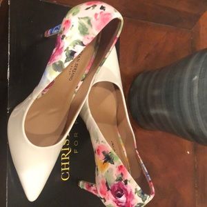 Floral 31/2 heel dress for sucess.